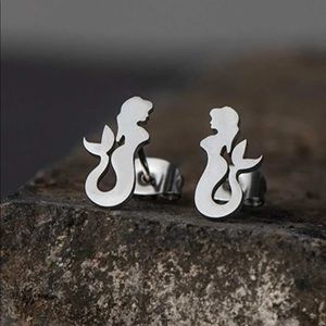 🎉 New Silver Stainless Steel Mermaid stud Earrings